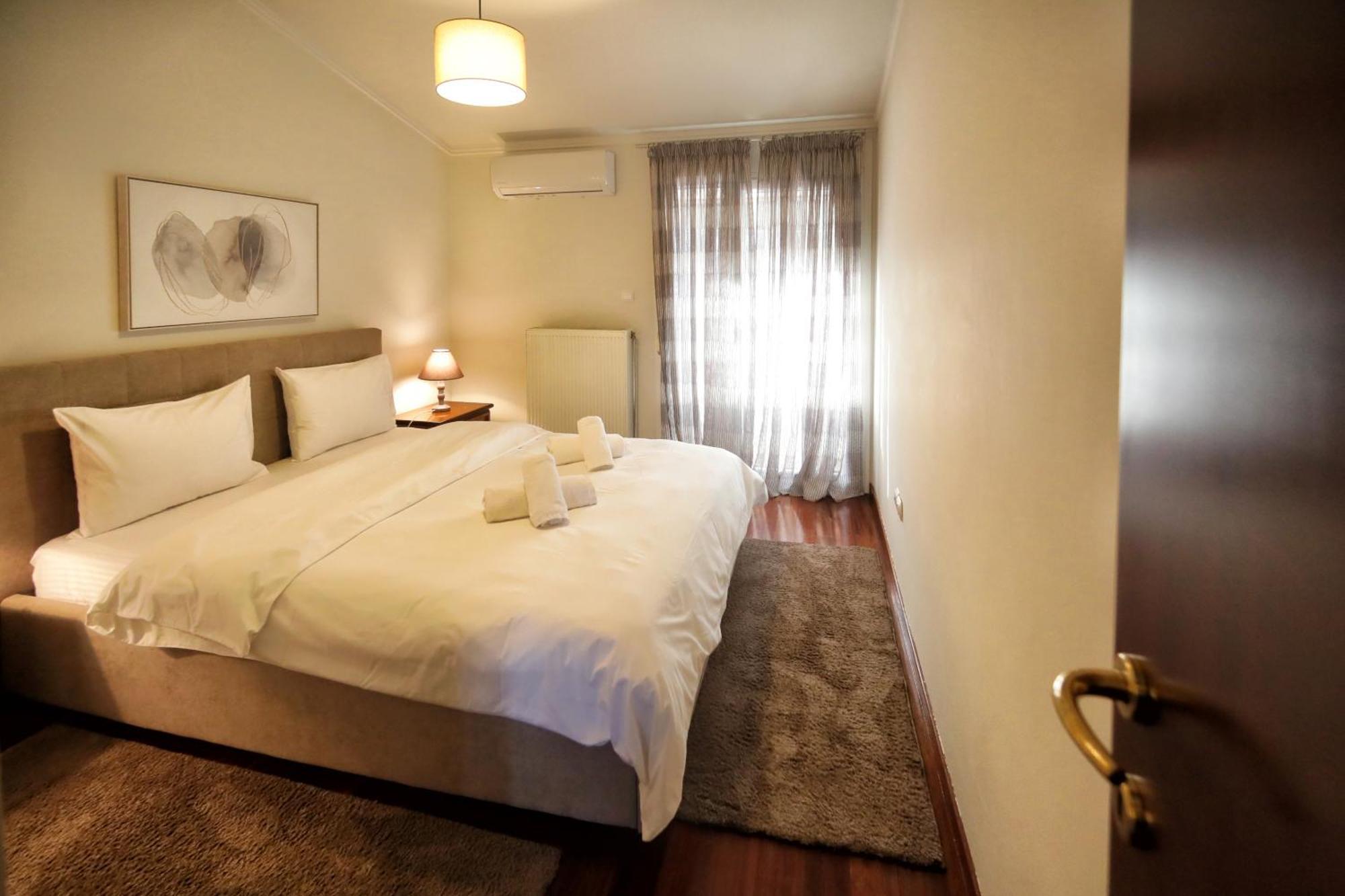 Swan Lake Front Apartment Kastoria Exterior foto